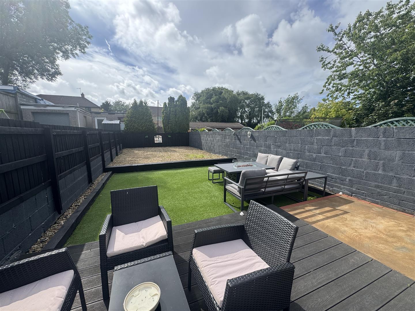 Trallwn Road, Llansamlet, Swansea, SA7 9UU